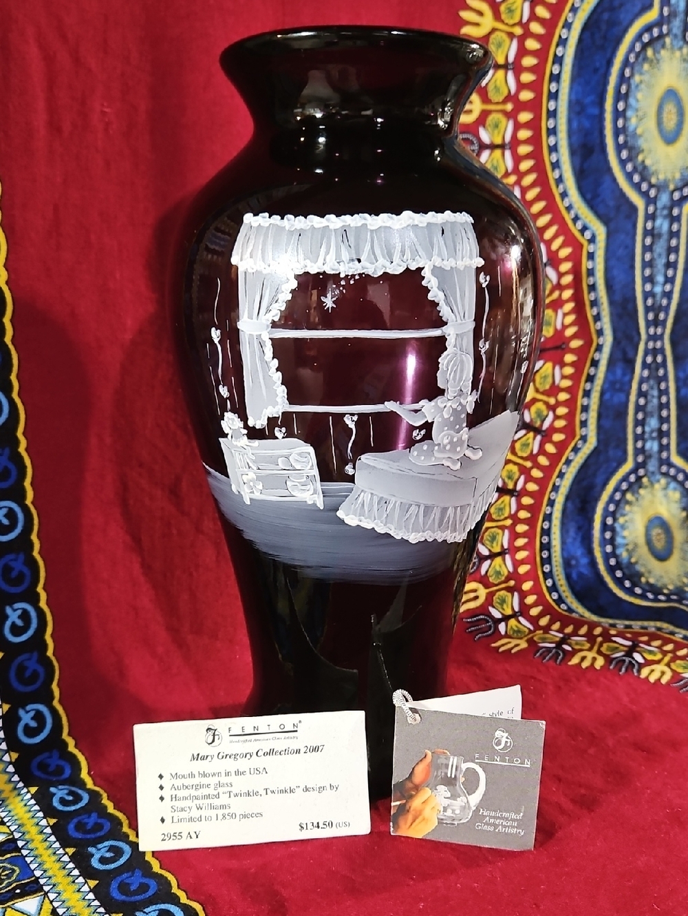 Fenton "Twinkle, Twinkle" Aubergine (Dark Purple) Mary Gregory Vase, UV Reactive
